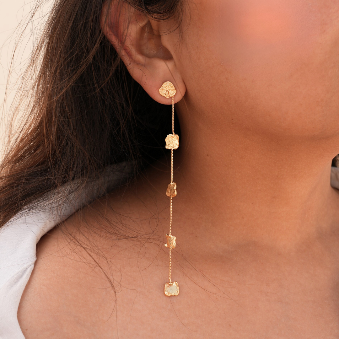 Elara Danglings