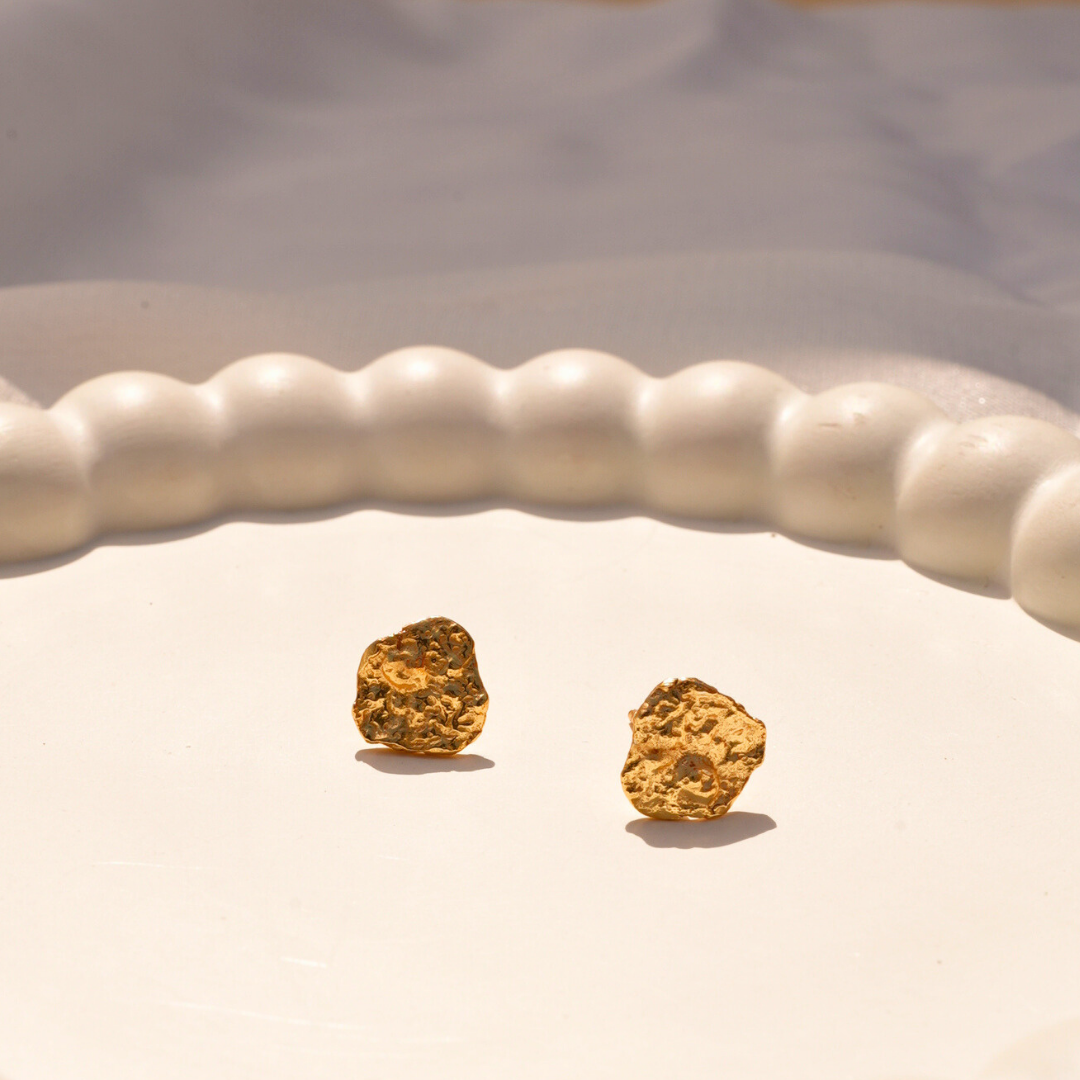 The Pebble Set