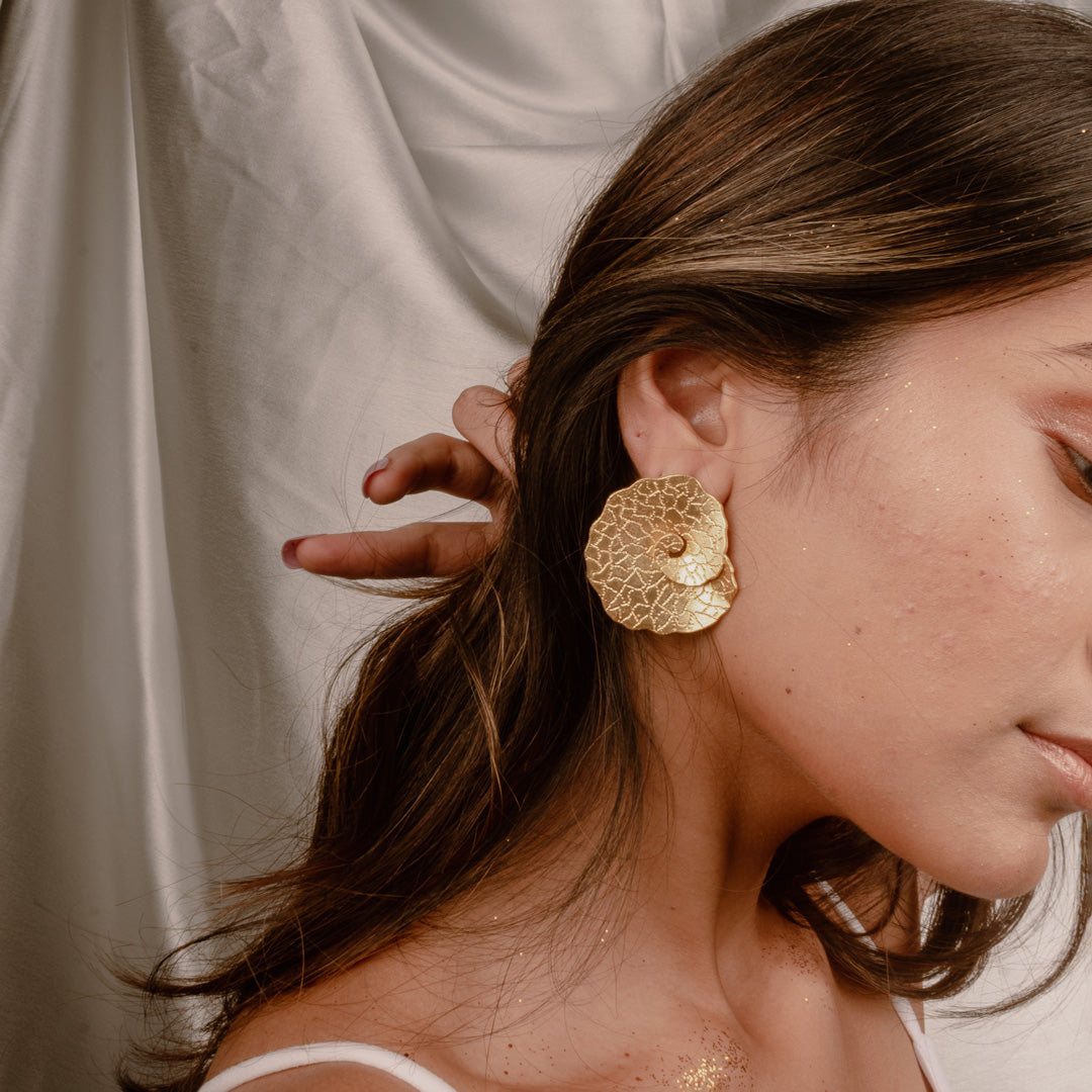 Snail Studs by nihiraa