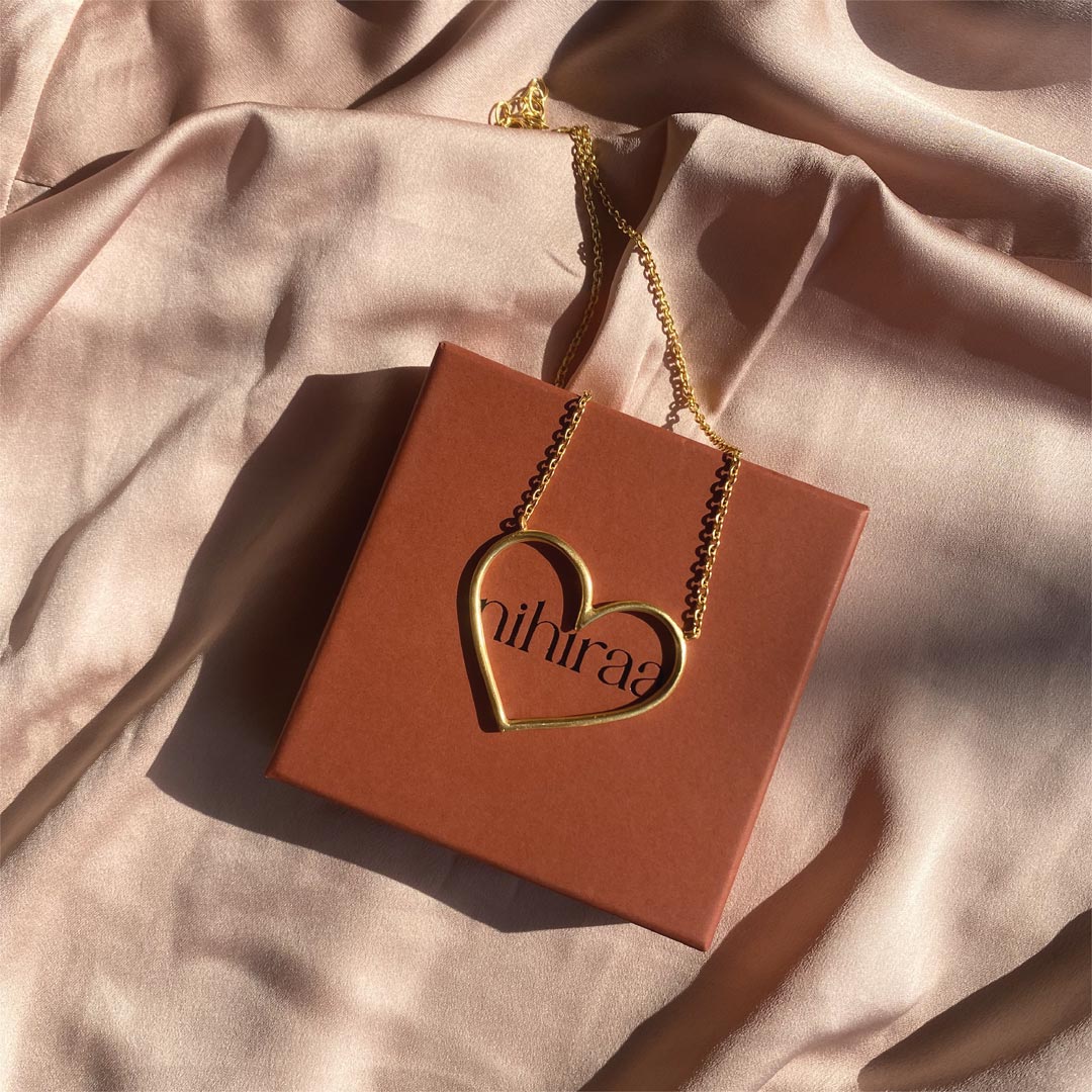 Amor Necklace By nihiraa